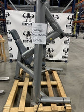 Load image into Gallery viewer, Life Fitness Signature Series Plate Load Decline Chest Press