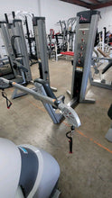 Load image into Gallery viewer, Free Motion Chest Press Commercial Gym Equipment