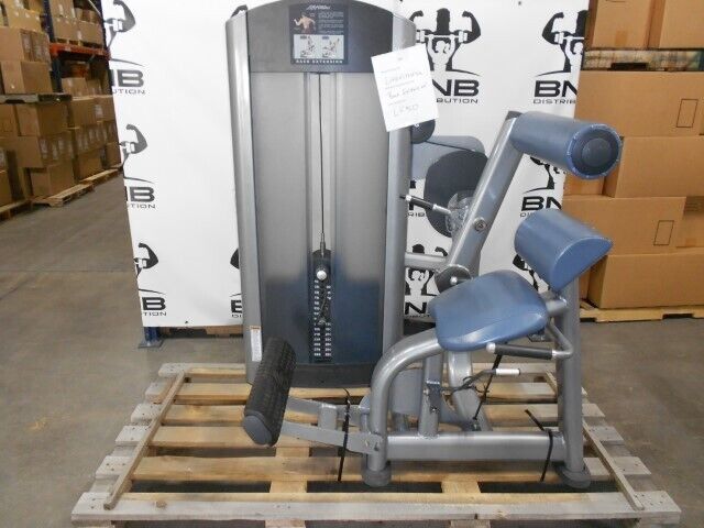 Life Fitness Signature Series Back Extension - Commercial Gym Equipment
