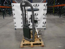 Load image into Gallery viewer, Matrix Fitness Strength Aura Back Extension Commercial Gym Equipment