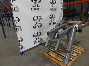 Life Fitness Signature Series Plate Loaded Seated Dip