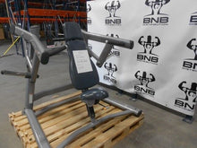 Load image into Gallery viewer, Life Fitness Signature Series Plate-Loaded Shoulder Press