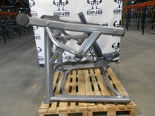 Load image into Gallery viewer, Life Fitness Signature Series Plate-Loaded Shoulder Press