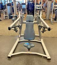 Load image into Gallery viewer, Life Fitness Signature Series Plate-Loaded Shoulder Press