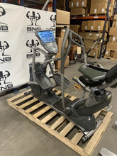 Load image into Gallery viewer, Octane Fitness XR6000 Seated Elliptical