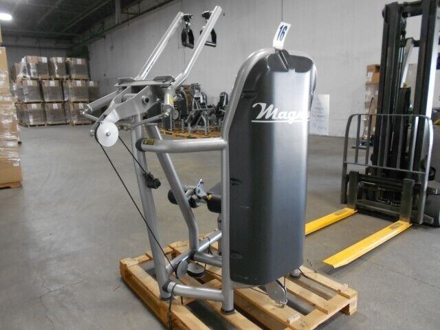 Magnum Fitness Biangular Diverging Lat Pulldown Commercial Gym Equipment