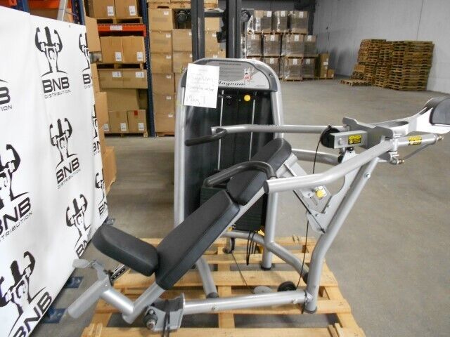 Magnum Fitness Biangular Converging Incline Press Commercial Gym