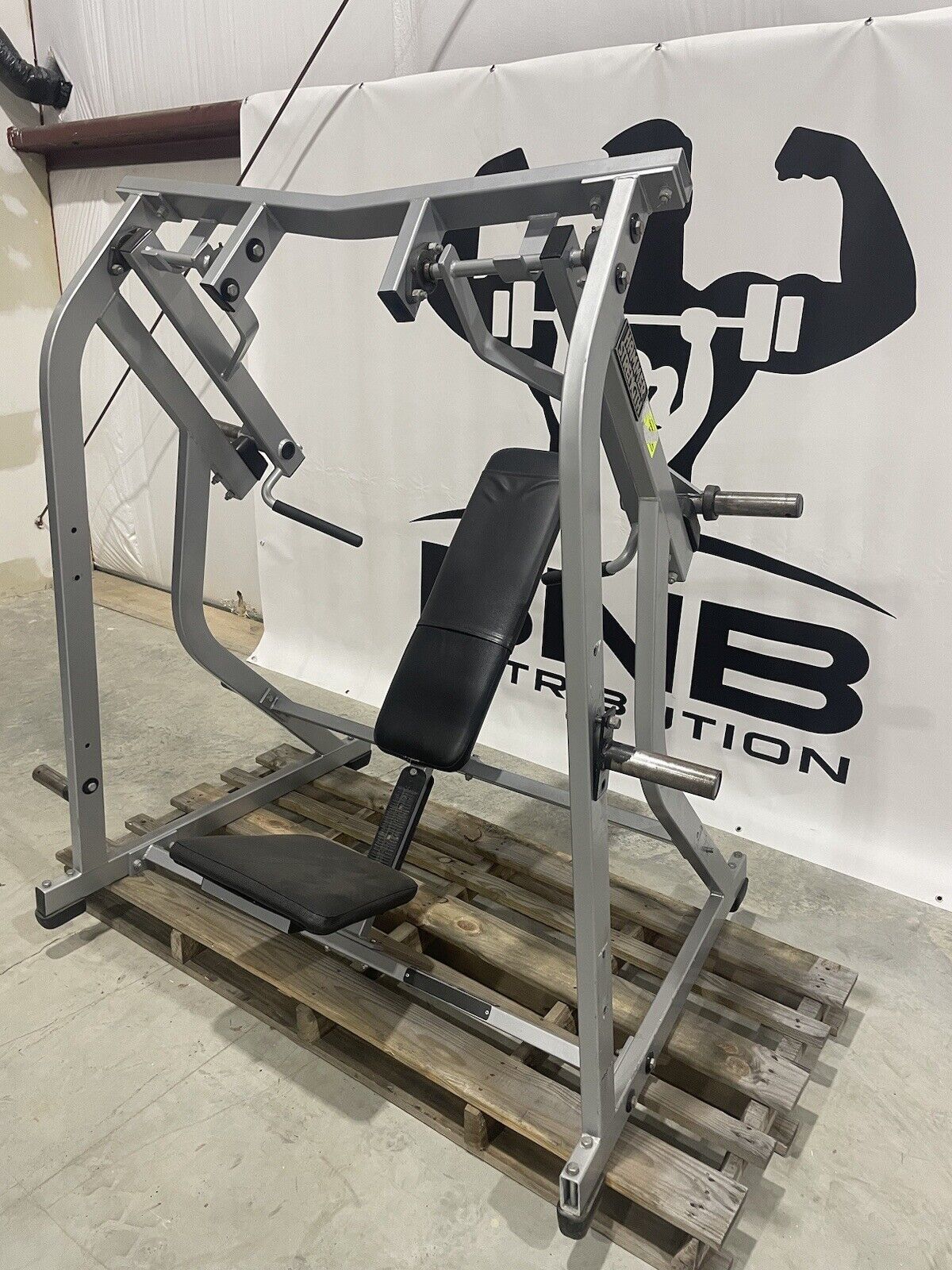 Hammer strength iso shoulder press deals