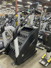 Load image into Gallery viewer, Life Fitness Discovery PowerMill Climber