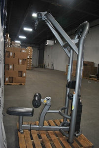 Matrix Aura Lat Pulldown