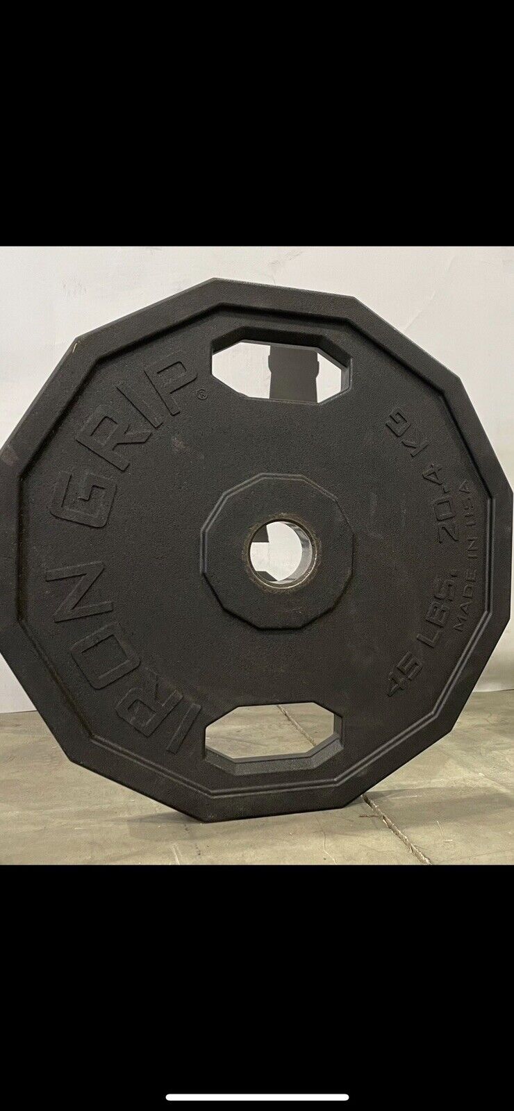 New Iron Grip Urethane 12-Sided Olympic Plates (3,655 lbs) – BNB