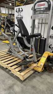 Star Trac Impact Seated Vertical Row