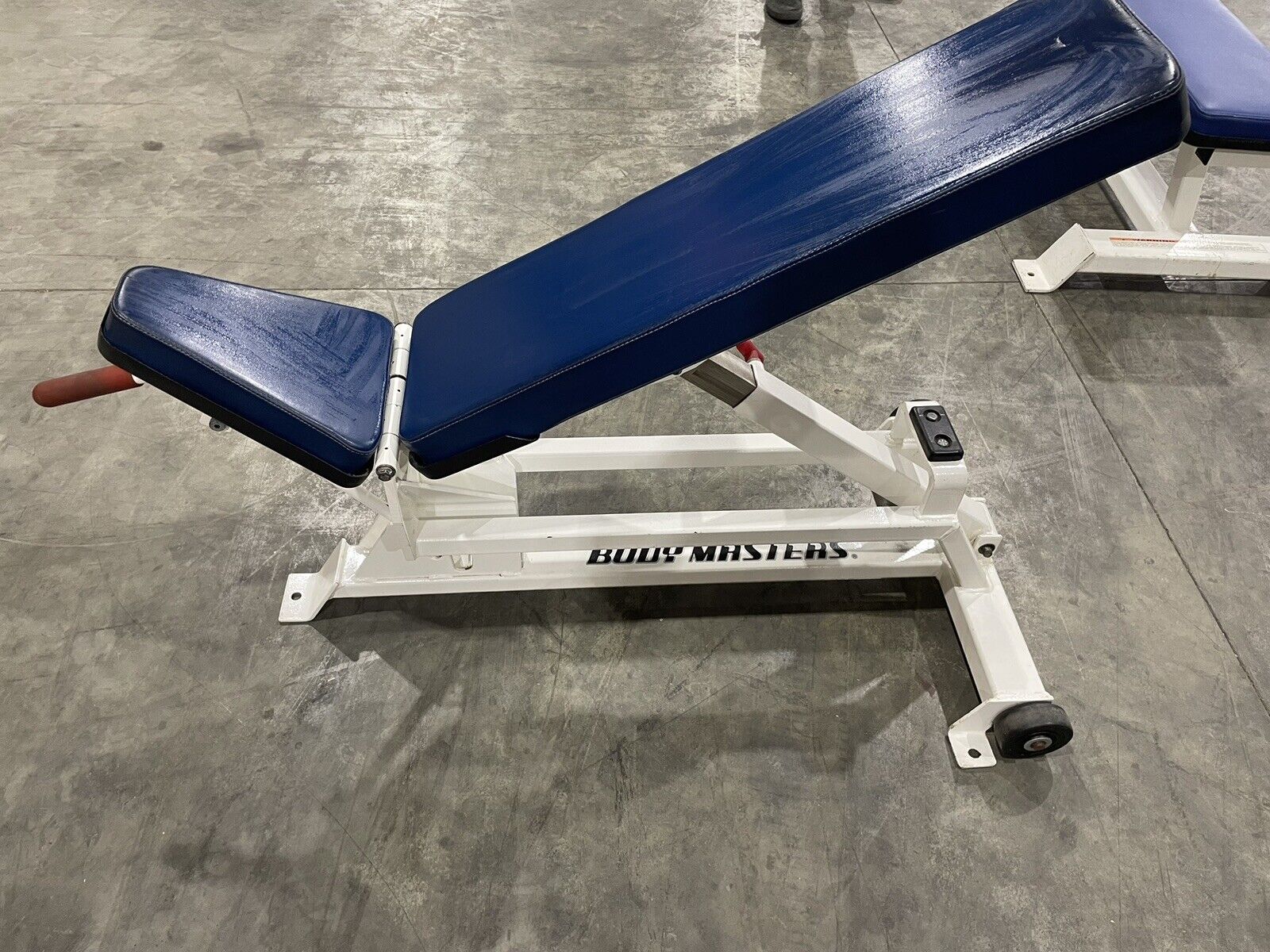 Body masters flat bench deals