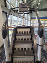 Load image into Gallery viewer, Life Fitness Integrity Powermill Climber