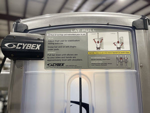 Cybex VR3 Lat Pulldown