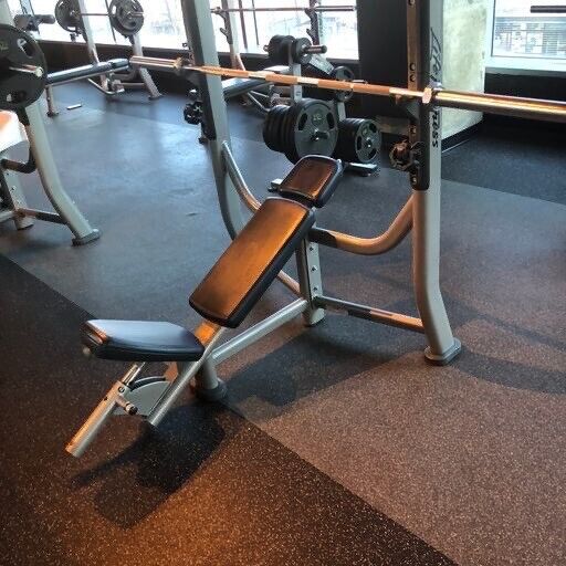 Life fitness discount incline bench press