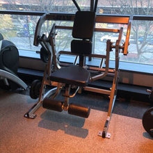 Load image into Gallery viewer, Hammer Strength Plate-Loaded Abdominal Oblique Crunch