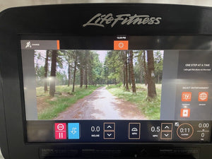 Life Fitness Discover 95T Elevation Treadmill with SE3 Console