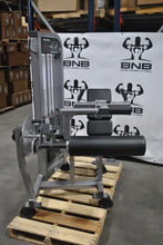 Load image into Gallery viewer, Hammer Strength Select Leg Extension and Select Seated Leg Curl Package